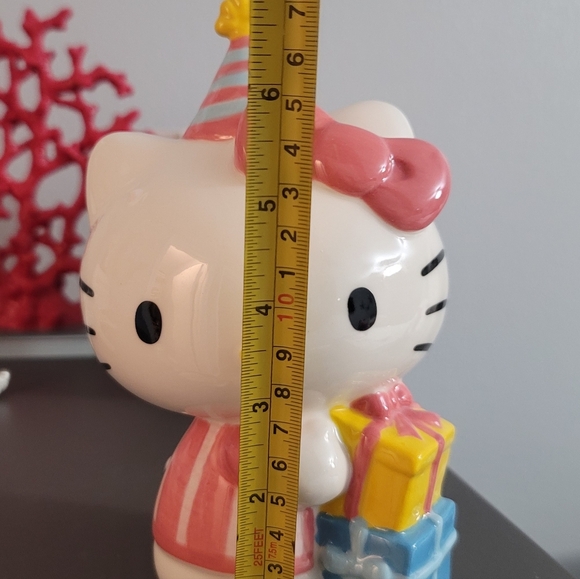 Hello Kitty Happy Birthday Party Bluesky Clayworks 7" Ceramic Brand New - Picture 6 of 6